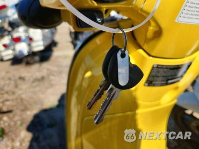 Zdjęcie 8 z 9 samochodu: 2008 VESPA LX 50 VIN:ZAPC386B885007903 - miniatura