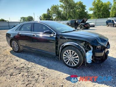 Czwarte zdjęcie samochodu z boku: 2018 LINCOLN MKZ VIN:3LN6L5B95JR620530 - miniatura