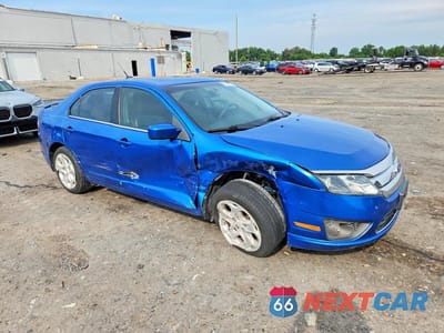 Czwarte zdjęcie samochodu z boku: 2011 FORD FUSION SE VIN:3FAHP0HA2BR119706 - miniatura