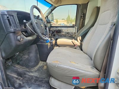 Zdjęcie 7 z 13 samochodu: 2015 CHEVROLET EXPRESS G3500 VIN:1GB0G2CG3F1284991 - miniatura