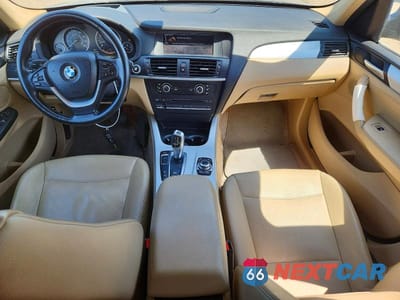 Zdjęcie 8 z 12 samochodu: 2011 BMW X3 XDRIVE35I VIN:5UXWX7C57BLL15156 - miniatura