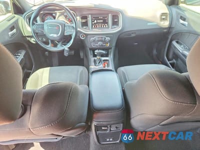 Zdjęcie 8 z 12 samochodu: 2022 DODGE CHARGER VIN:2C3CDXBG5NH110957 - miniatura