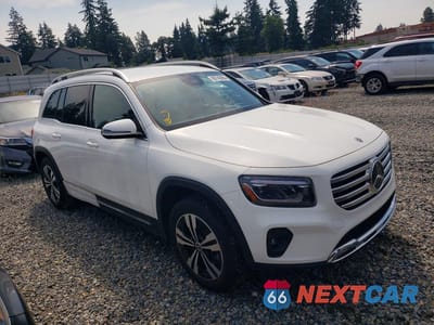 Czwarte zdjęcie samochodu z boku: 2025 MERCEDES-BENZ GLB 250 4MATIC VIN:W1N4M4HB0SW411748 - miniatura