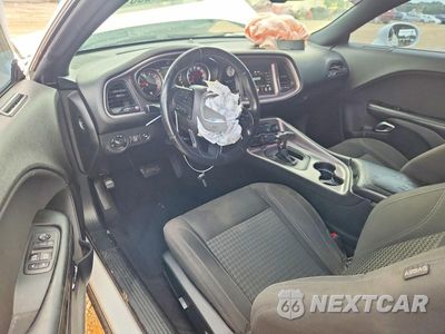 Zdjęcie 8 z 13 samochodu: 2019 DODGE CHALLENGER SXT VIN:2C3CDZAG0KH675206 - miniatura