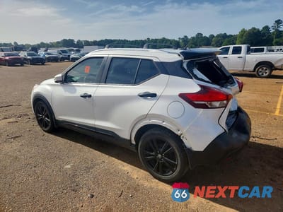 Drugie zdjęcie samochodu z przodu: 2018 NISSAN KICKS SV VIN:3N1CP5CU9JL514280 - miniatura