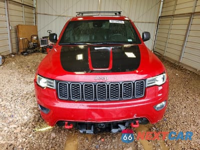 Piąte zdjęcie samochodu w środku: 2019 JEEP GRAND CHEROKEE TRAILHAWK VIN:1C4RJFLG3KC574268 - miniatura