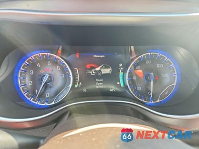 Zdjęcie 9 z 13 samochodu: 2018 CHRYSLER PACIFICA TOURING L PLUS VIN:2C4RC1EG7JR157882 - miniatura