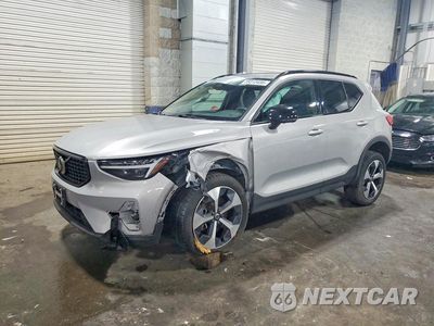 2023 VOLVO XC40 ULTIMATE YV4L12UX2P2954693 - główne zdjęcie licytacji z USA - miniatura