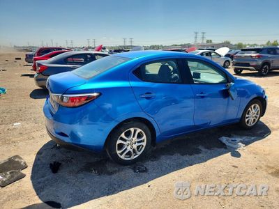 Trzecie zdjęcie samochodu z tyłu: 2016 SCION IA BASE VIN:3MYDLBZV6GY119921 - miniatura