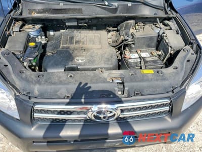 Zdjęcie 12 z 13 samochodu: 2008 TOYOTA RAV4 LIMITED VIN:JTMBK31V986035501 - miniatura