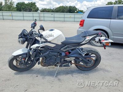 Trzecie zdjęcie samochodu z tyłu: 2024 TRIUMPH MOTORCYCLE STREET TRIPLE 765 R VIN:SMTA604S5RTBK2609 - miniatura