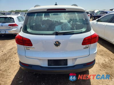 Zdjęcie 6 z 13 samochodu: 2018 VOLKSWAGEN TIGUAN LIMITED VIN:WVGBV7AX5JK005078 - miniatura