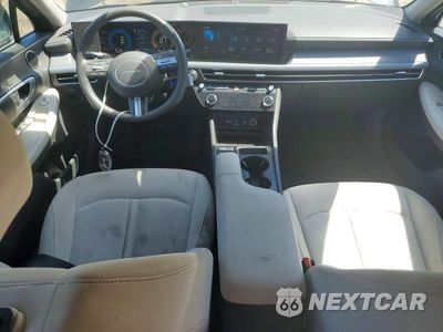 Zdjęcie 8 z 12 samochodu: 2025 HYUNDAI SONATA SEL VIN:KMHL64JA4SA470132 - miniatura
