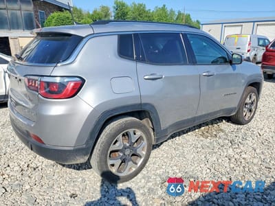 Trzecie zdjęcie samochodu z tyłu: 2019 JEEP COMPASS LIMITED VIN:3C4NJDCB2KT639476 - miniatura