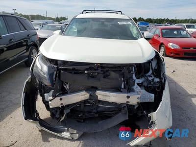 Piąte zdjęcie samochodu w środku: 2023 NISSAN PATHFINDER SV VIN:5N1DR3BC9PC277184 - miniatura