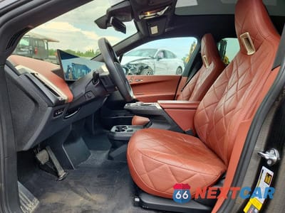 Zdjęcie 7 z 13 samochodu: 2023 BMW IX M60 VIN:WB533CF07PCL97823 - miniatura