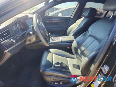 Zdjęcie 7 z 12 samochodu: 2010 BMW 750 I VIN:WBAKA8C52ACY36000 - miniatura