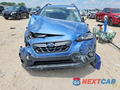 Piąte zdjęcie samochodu w środku: 2023 SUBARU CROSSTREK PREMIUM VIN:JF2GTAEC1PH213955 - miniatura