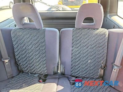 Zdjęcie 10 z 13 samochodu: 2000 TOYOTA RAV4 BASE VIN:JT3HP10V2Y7170075 - miniatura