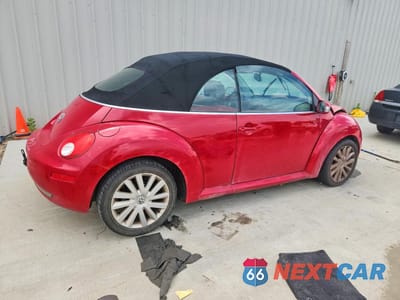Trzecie zdjęcie samochodu z tyłu: 2008 VOLKSWAGEN NEW BEETLE CONVERTIBLE SE VIN:3VWRF31Y78M408366 - miniatura