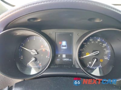 Zdjęcie 9 z 12 samochodu: 2021 TOYOTA C-HR XLE VIN:JTNKHMBX1M1118735 - miniatura