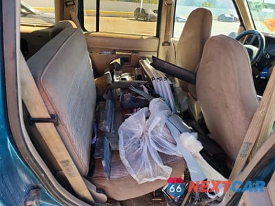 Zdjęcie 10 z 12 samochodu: 1994 FORD EXPLORER VIN:1FMDU32X7RUE44477 - miniatura