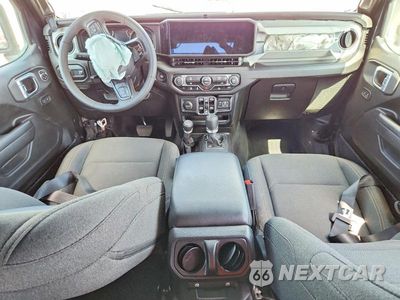 Zdjęcie 8 z 14 samochodu: 2025 JEEP WRANGLER SPORT VIN:1C4PJXDN0SW530561 - miniatura