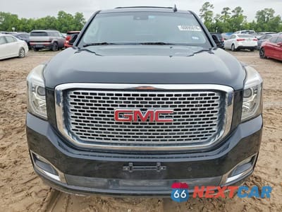Piąte zdjęcie samochodu w środku: 2017 GMC YUKON XL DENALI VIN:1GKS1HKJ3HR358067 - miniatura