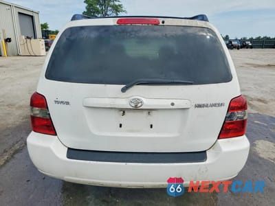 Zdjęcie 6 z 13 samochodu: 2005 TOYOTA HIGHLANDER BASE VIN:JTEGD21A850114420 - miniatura
