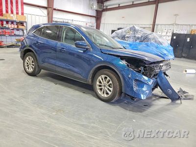 Czwarte zdjęcie samochodu z boku: 2020 FORD ESCAPE SE VIN:1FMCU9G69LUB87750 - miniatura