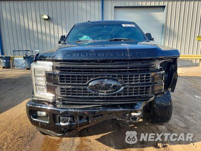 Piąte zdjęcie samochodu w środku: 2017 FORD F350 SUPER DUTY VIN:1FT8W3BT7HEC31342 - miniatura