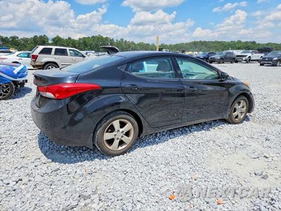 Trzecie zdjęcie samochodu z tyłu: 2013 HYUNDAI ELANTRA GLS VIN:KMHDH4AEXDU992718 - miniatura