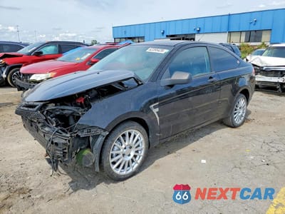 2008 FORD FOCUS SE 1FAHP33N88W255839 - główne zdjęcie licytacji z USA - miniatura