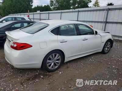 Trzecie zdjęcie samochodu z tyłu: 2013 INFINITI M35H BASE VIN:JN1EY1AP9DM650124 - miniatura