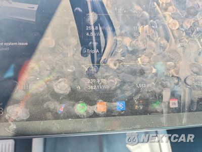 Zdjęcie 9 z 12 samochodu: 2026 TESLA MODEL 3 VIN:5YJ3E1EB2TF121214 - miniatura