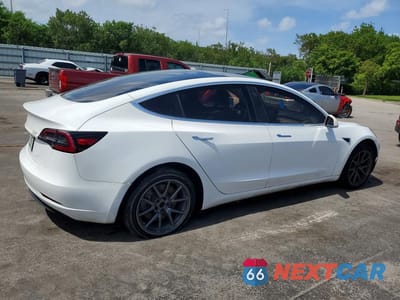 Trzecie zdjęcie samochodu z tyłu: 2018 TESLA MODEL 3 VIN:5YJ3E1EA7JF007505 - miniatura