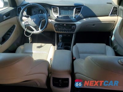 Zdjęcie 8 z 13 samochodu: 2016 HYUNDAI TUCSON LIMITED VIN:KM8J33A2XGU257355 - miniatura