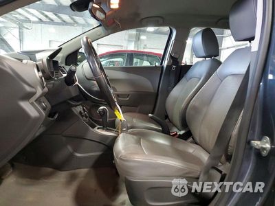Zdjęcie 7 z 14 samochodu: 2013 CHEVROLET SONIC LTZ VIN:1G1JE6SB8D4135614 - miniatura