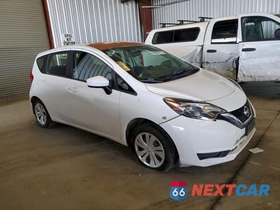 Czwarte zdjęcie samochodu z boku: 2017 NISSAN VERSA NOTE S PLUS VIN:3N1CE2CP2HL355109 - miniatura