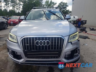 Piąte zdjęcie samochodu w środku: 2017 AUDI Q5 PREMIUM VIN:WA1C2AFP9HA081534 - miniatura
