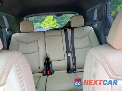 Zdjęcie 10 z 13 samochodu: 2018 CADILLAC XT5 VIN:1GYKNARS1JZ234837 - miniatura