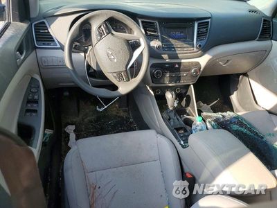 Zdjęcie 8 z 13 samochodu: 2017 HYUNDAI TUCSON SE VIN:KM8J33A44HU295702 - miniatura