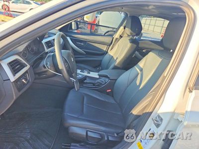 Zdjęcie 7 z 12 samochodu: 2017 BMW 320 I VIN:WBA8A9C5XHK620105 - miniatura