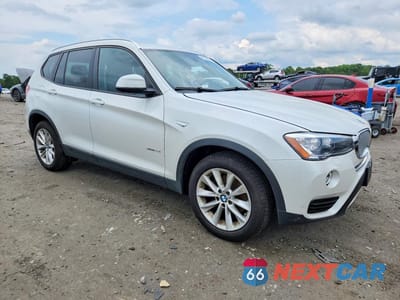 Czwarte zdjęcie samochodu z boku: 2017 BMW X3 XDRIVE28I VIN:5UXWX9C5XH0T07686 - miniatura