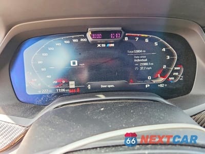Zdjęcie 9 z 13 samochodu: 2021 BMW X5 M VIN:5YMJU0C02M9D94553 - miniatura