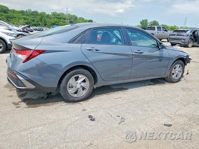 Trzecie zdjęcie samochodu z tyłu: 2025 HYUNDAI ELANTRA SE VIN:KMHLL4DG0SU936758 - miniatura