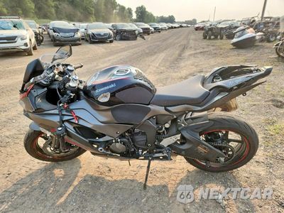 Trzecie zdjęcie samochodu z tyłu: 2023 KAWASAKI ZX636 K VIN:JKBZXJG15PA022321 - miniatura