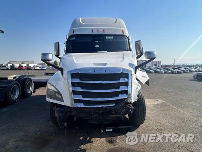 Zdjęcie 7 z 10 samochodu: 2022 FREIGHTLINER CASCADIA 1 - SEMI TRUCK VIN:3AKJHHDR1NSND0545 - miniatura