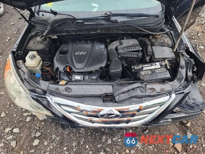Zdjęcie 11 z 13 samochodu: 2011 HYUNDAI SONATA SE VIN:5NPEC4ACXBH060435 - miniatura