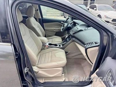 Zdjęcie 7 z 15 samochodu: 2016 FORD ESCAPE SE VIN:1FMCU0GX4GUC35892 - miniatura
